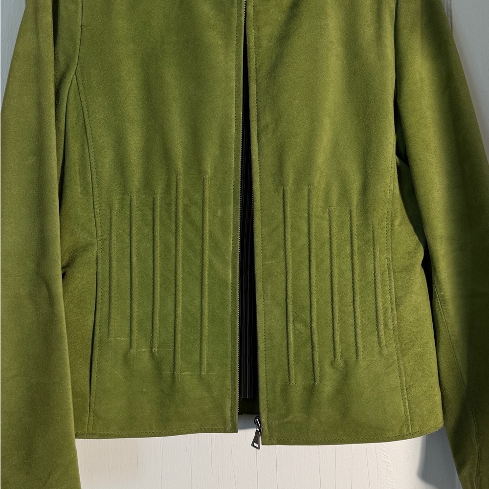 Bernardo small 100% leather suede full zip green jacket.  Small